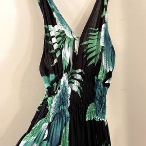 Hawaiian style dress / with green and teal flowers / one size